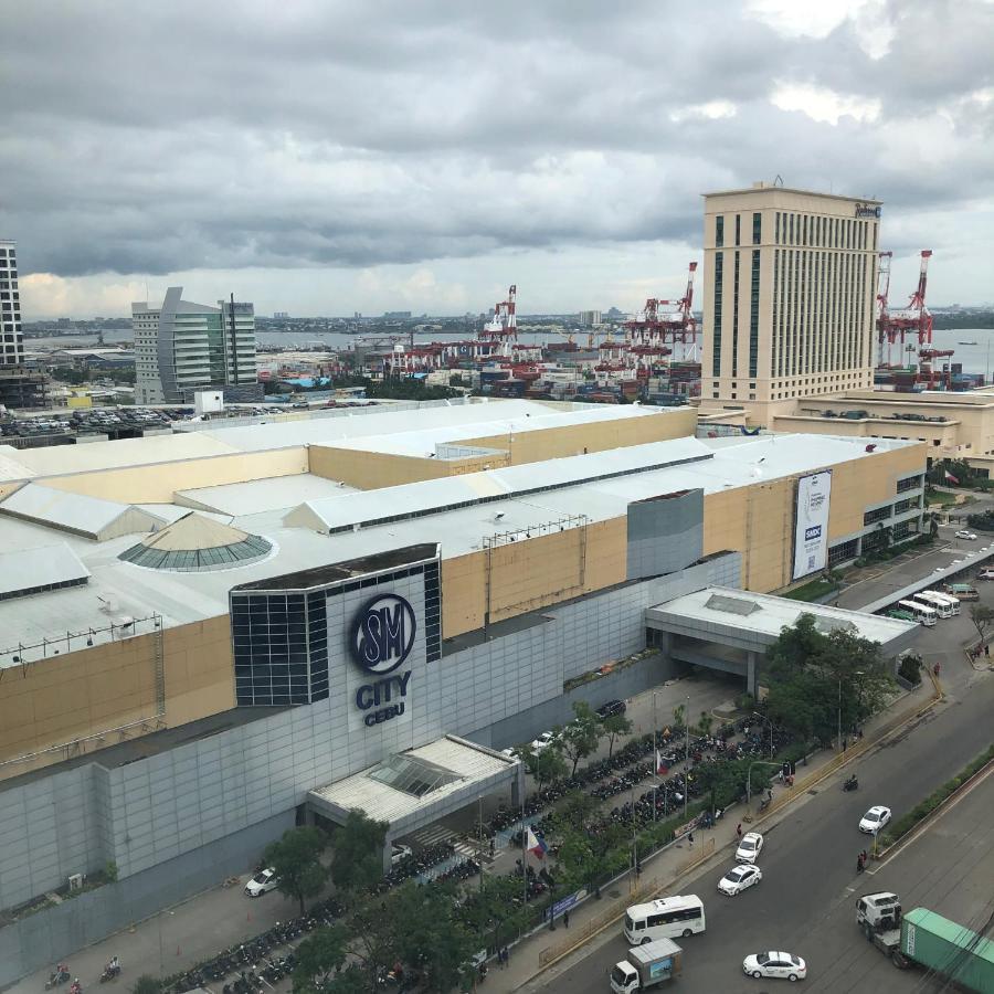 Sunvida Tower Residences Infront Of Sm City Cebu Bagian luar foto